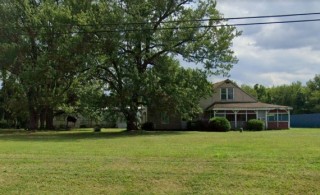 East Palestine Home on 1 Acre