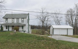 4 Bedroom Property on .52 Acres in Etna