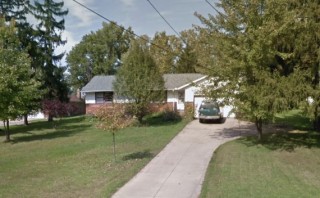 Fixer-Upper Home in Seven Hills