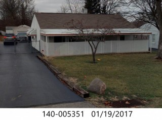 Columbus Ranch with large garage